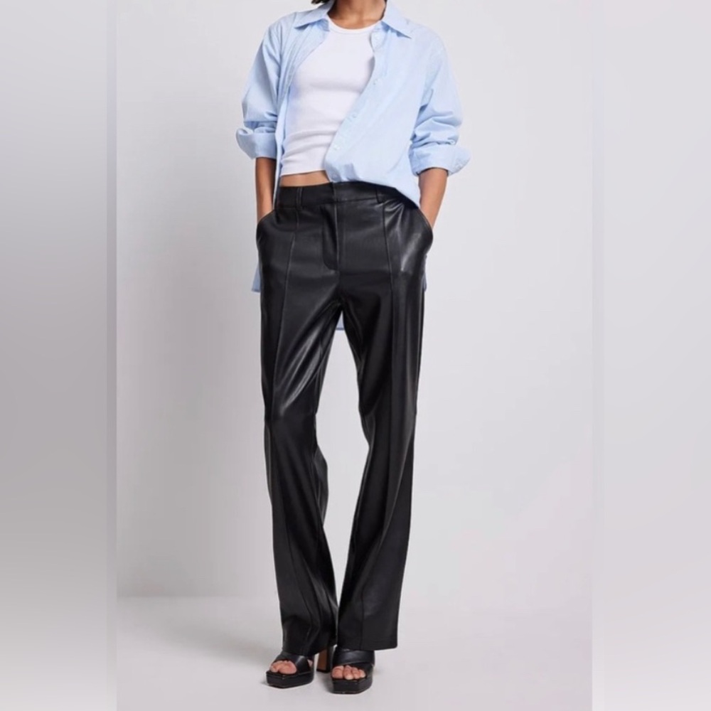 Elegant Black Women's Leather Trousers